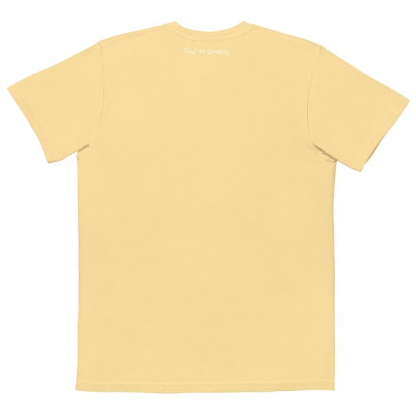 Unisex garment-dyed pocket t-shirt - Image 5